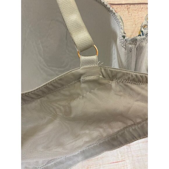 Victoria Secret Women's Underwired Lightly Padded Bra - 38DDD - Picture 10 of 13